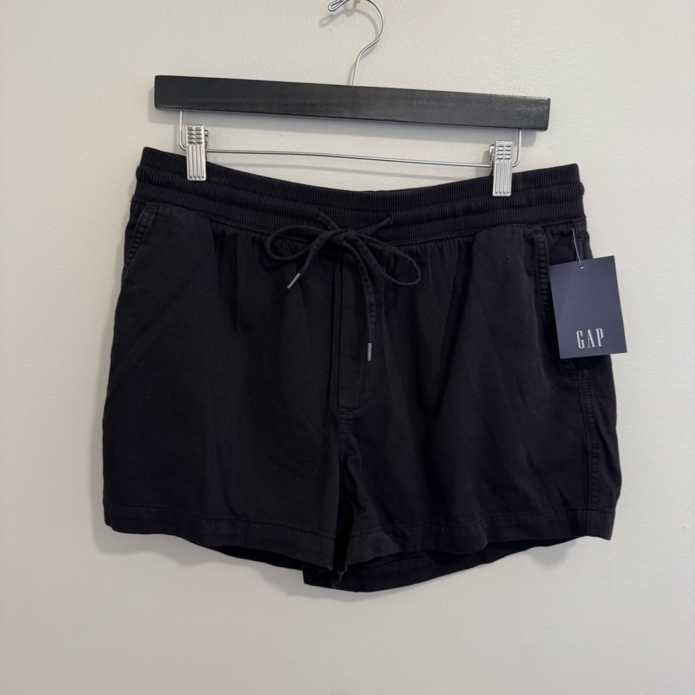 GAP NWT Black Lyocell Blend Pull On Shorts